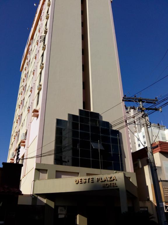 Oft Plaza Oeste Hotel Goiânia Exteriör bild